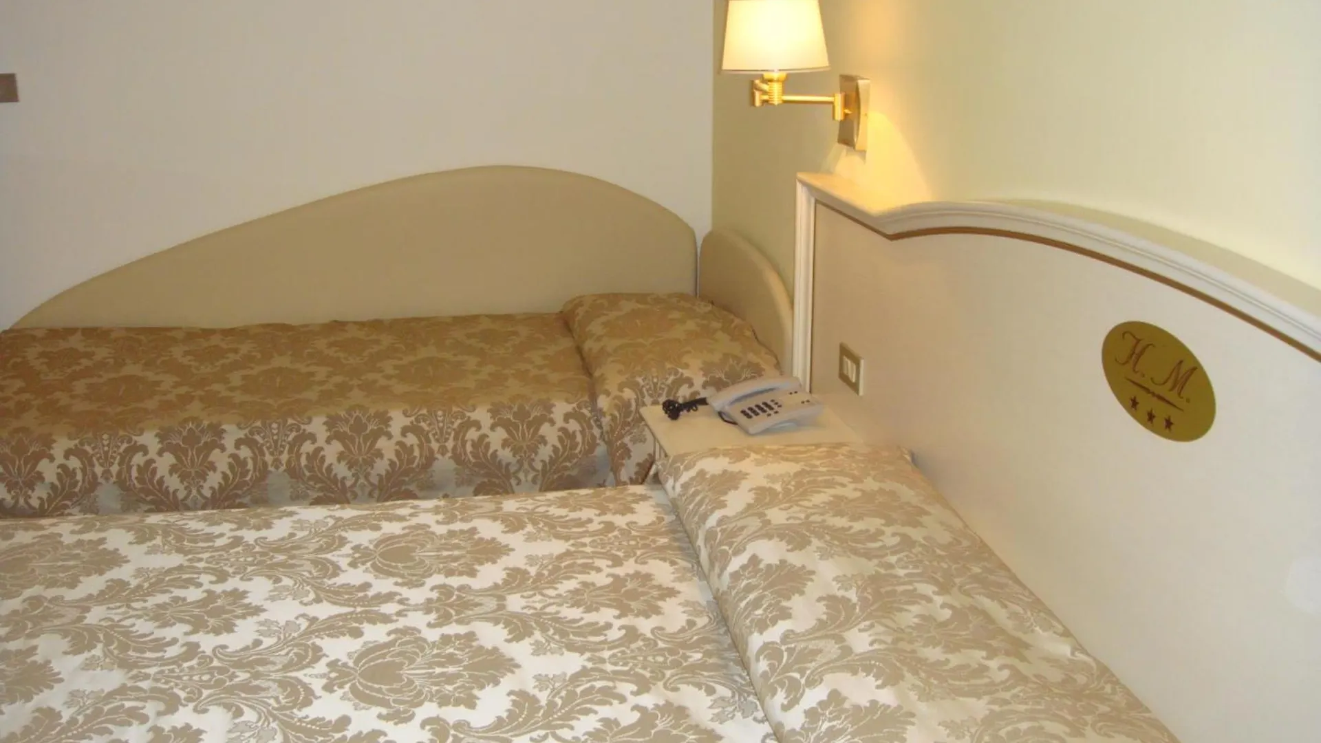 Hotel La Meridiana أنغياري إيطاليا